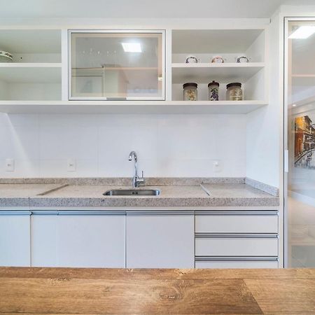 Apartamento amplo e com todos os ambientes climatizados Bombinhas Exterior foto