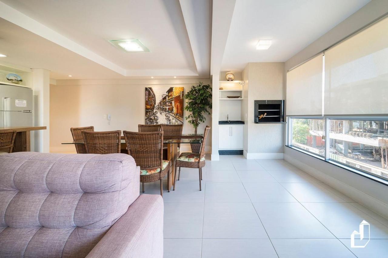 Apartamento amplo e com todos os ambientes climatizados Bombinhas Exterior foto
