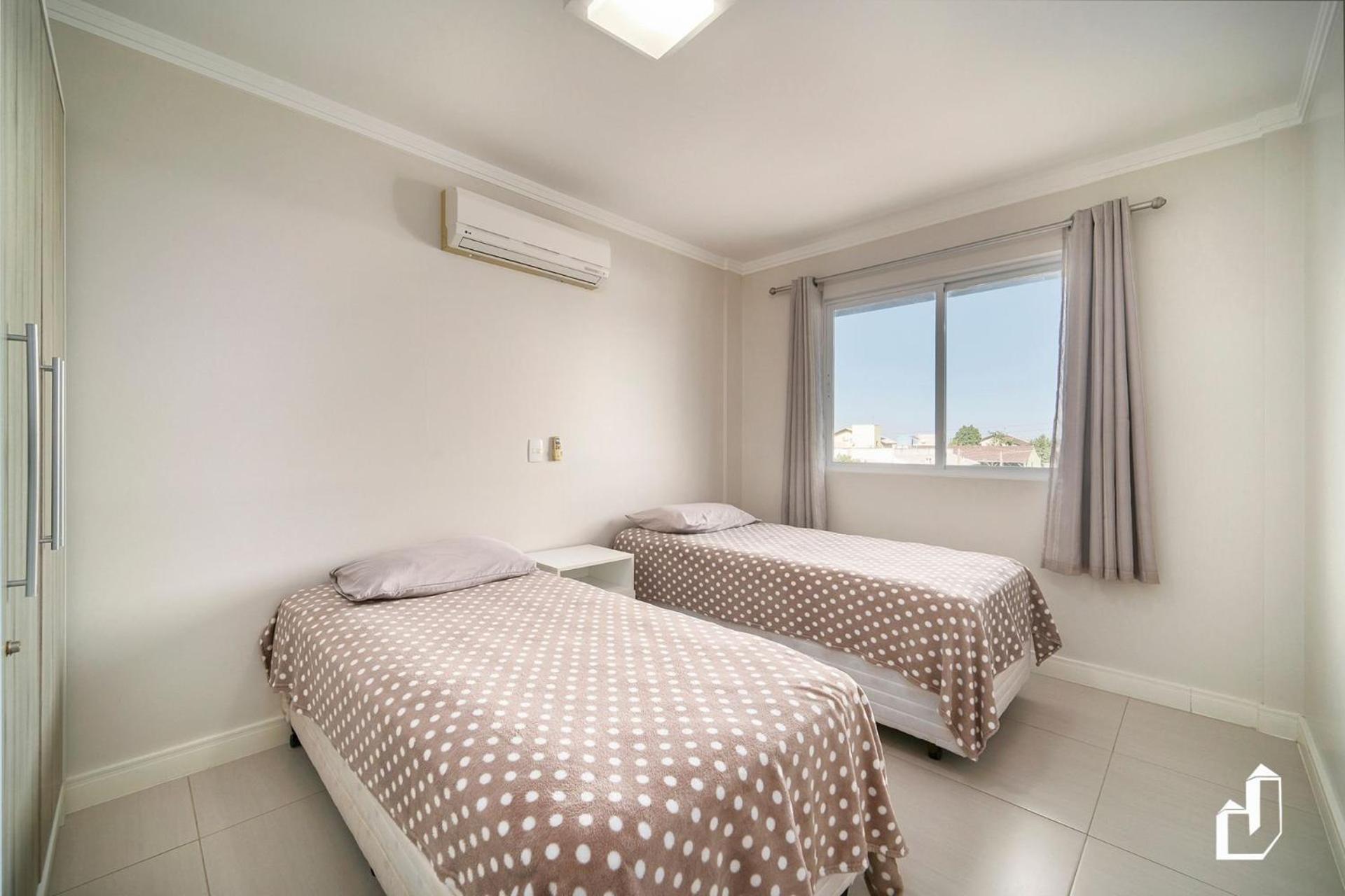Apartamento amplo e com todos os ambientes climatizados Bombinhas Exterior foto