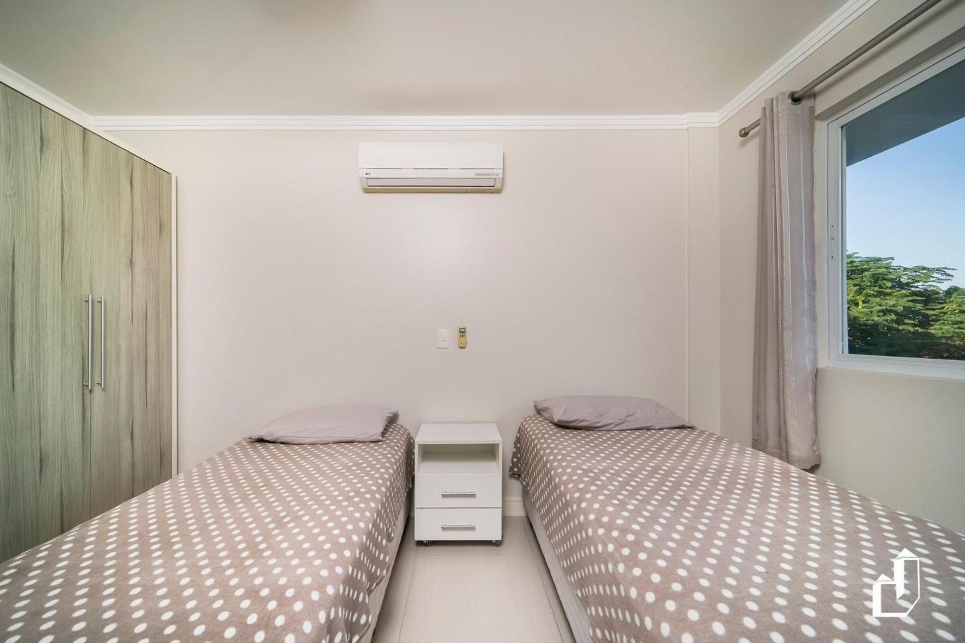 Apartamento amplo e com todos os ambientes climatizados Bombinhas Exterior foto