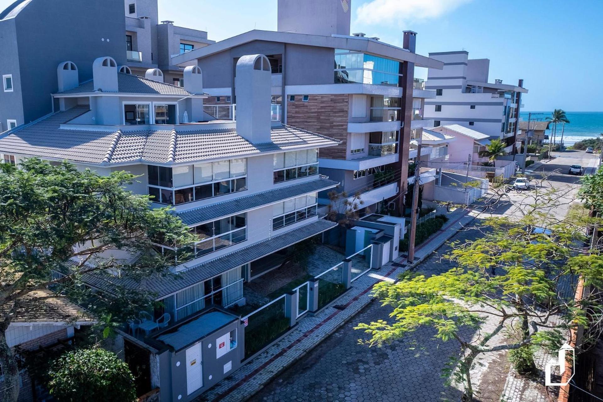 Apartamento amplo e com todos os ambientes climatizados Bombinhas Exterior foto